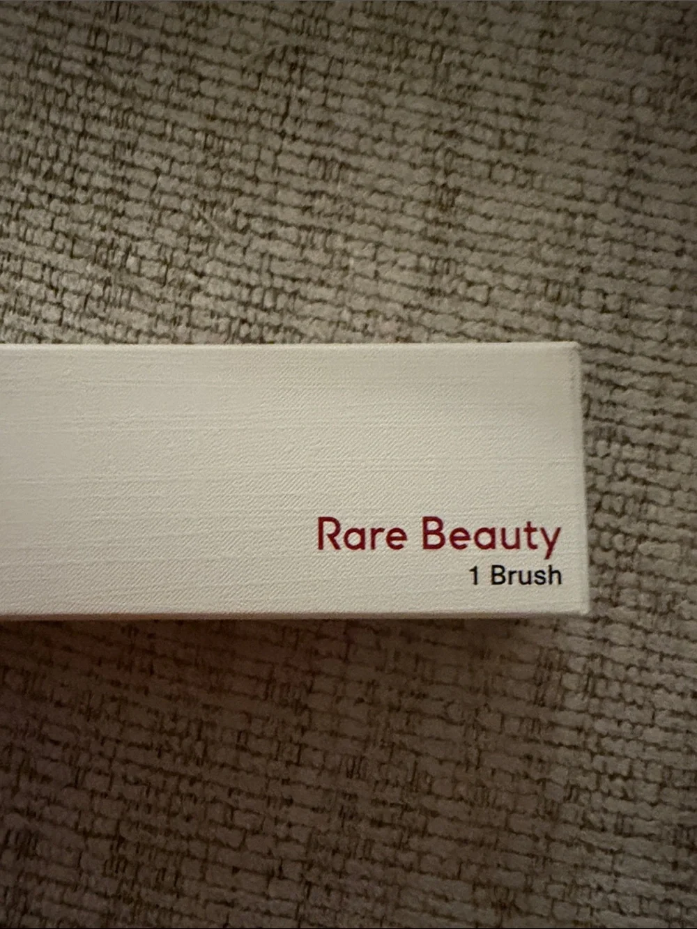 Rare Beauty Always an Optimist Powder Brush - White and Pink Box